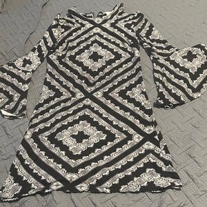 Cato Black and White Geometric Long Sleeve Dress